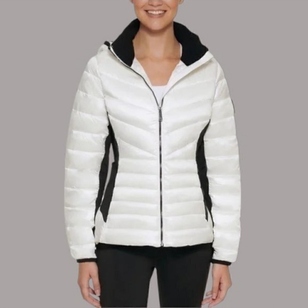 Women's NWT Calvin Klein White and Black Mixed Media Puffer Jacket XL